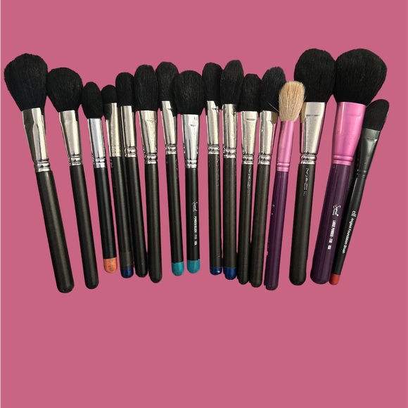 MAC Cosmetics Makeup Makeup Brushes For Facecheeksunder Eyescontour
